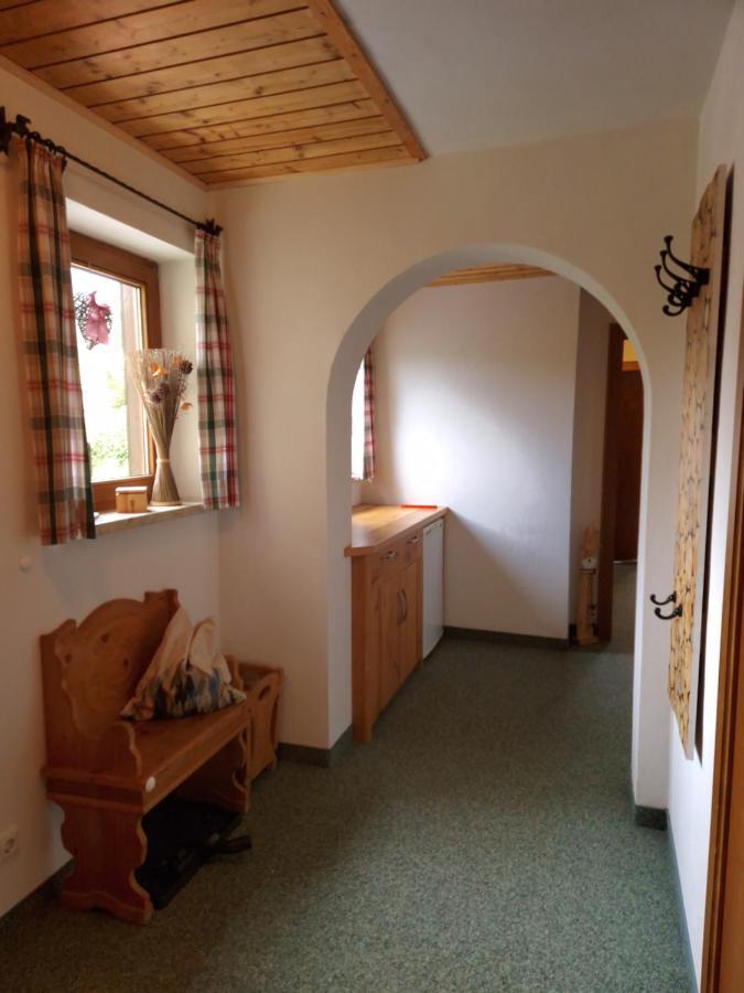 Gaestehaus Schoeneweiss Ehrwald Exteriör bild